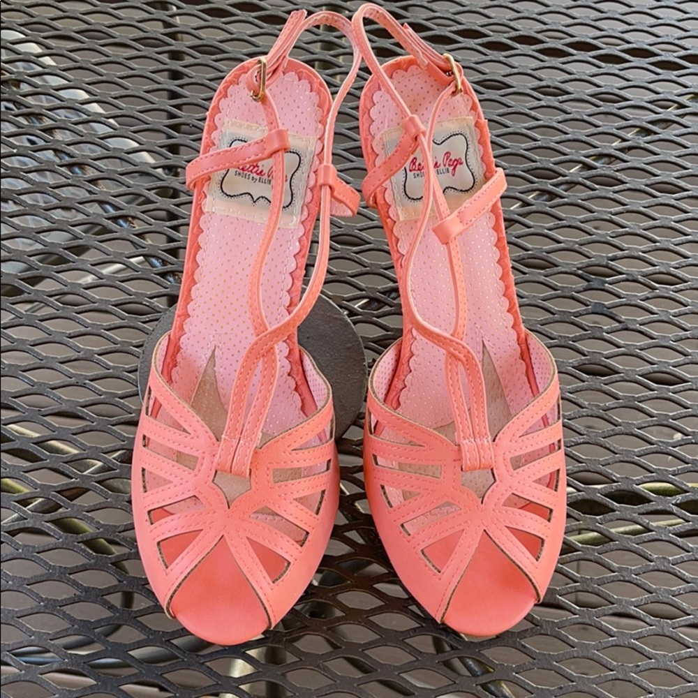 BETTIE PAGE VINTAGE STYLE HEEL